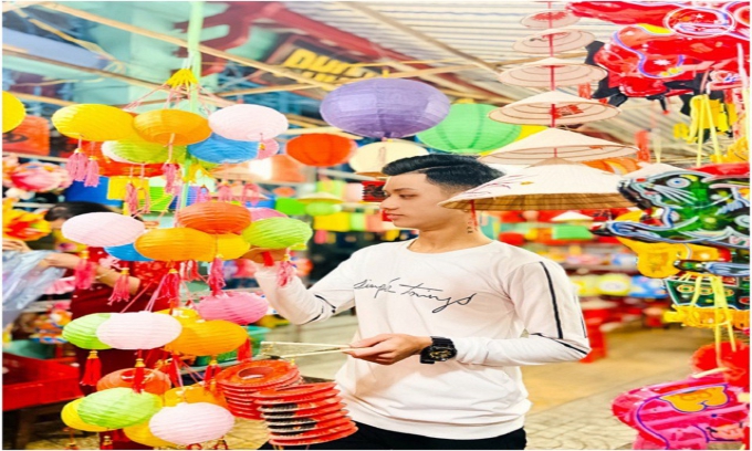 Cùng Kế Đoan Vi Vu Trung Thu Tại Phố Lồng Đèn Quận 5